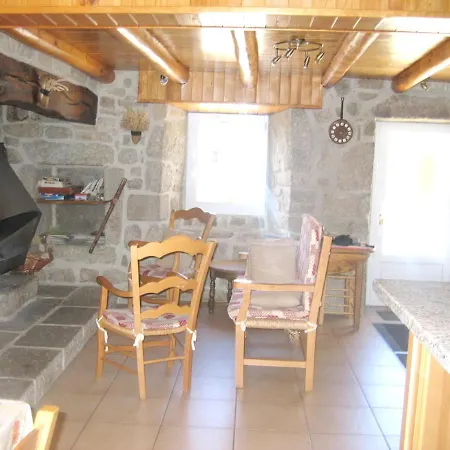Maison Charmante Le Malzieu, Jardin Casa de Férias Mialanes