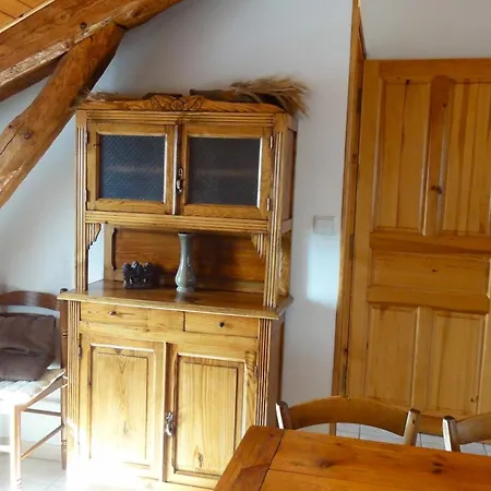 Casa de Férias Maison Charmante Le Malzieu, Jardin Mialanes