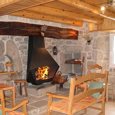 Maison Charmante Le Malzieu, Jardin * Mialanes
