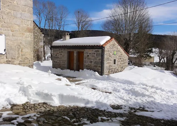 Maison Charmante Le Malzieu, Jardin Ferienhaus