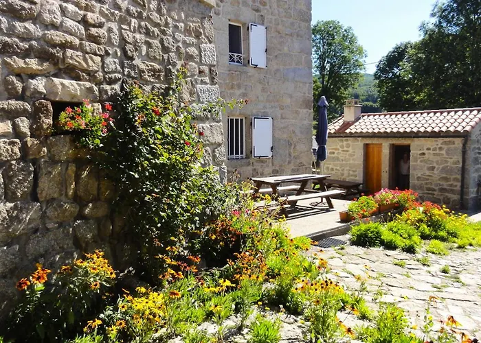 Maison Charmante Le Malzieu, Jardin Ferienhaus